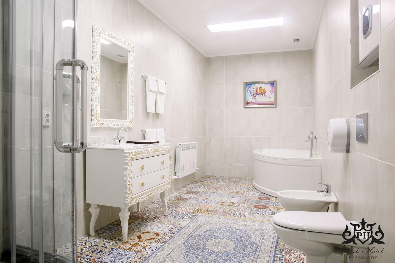 Park Hotel Karagandy Εξωτερικό φωτογραφία